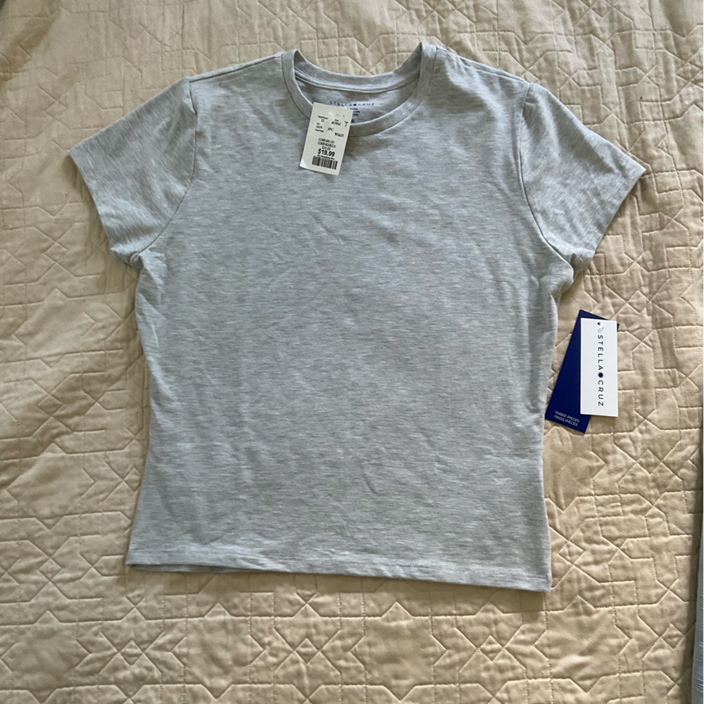 Stella Cruz Light Gray Tee